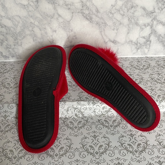 Victoria’s Secret, red Pom Pom sleepers - Picture 6 of 11